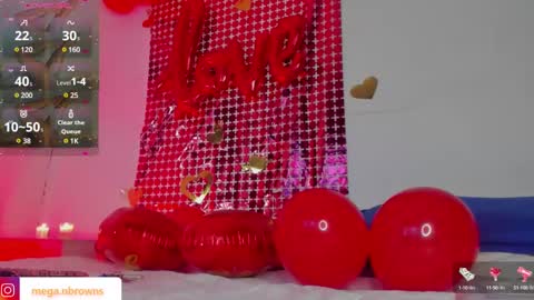 Snapshot of megan_browns1 chatting on February 13, 2025, 12:54 pm Megan online show from February 13, 2025, 12:54 pm