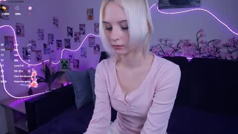 Megan and Anna online show from November 20, 2025, 7:24 pm