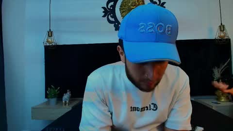     online show from September 14, 2025, 2:05 pm