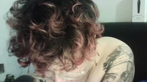Snapshot of megan_coop3r_ chatting on February 2, 2025, 10:02 am Megan and sophi online show from February 2, 2025, 10:02 am