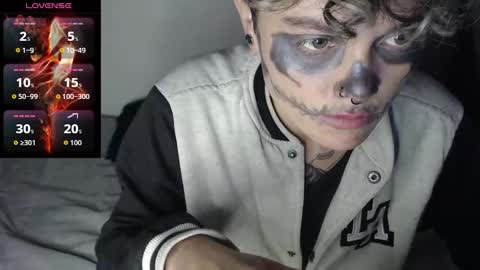 Snapshot of megan_coop3r_ chatting on October 21, 2025, 11:27 pm Megan and sophi online show from October 21, 2025, 11:27 pm