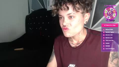 Megan and sophi online show from December 17, 2025, 2:28 am