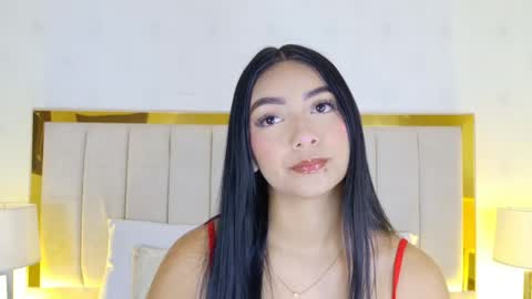 Snapshot of megan_cruzgb chatting on May 1, 2026, 12:10 pm Carolina Paez online show from May 1, 2026, 12:10 pm