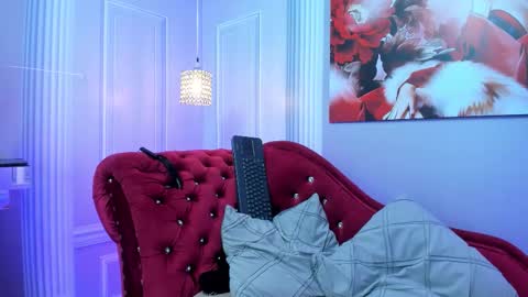 Megan online show from October 8, 2025, 11:19 am