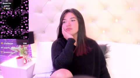     online show from December 12, 2024, 4:21 pm