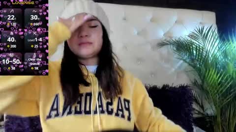     online show from December 24, 2024, 11:28 am