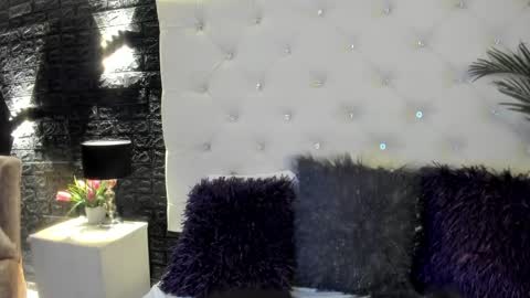     online show from December 28, 2024, 11:09 am