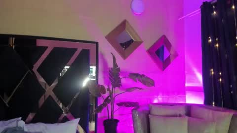     online show from March 5, 2026, 11:28 am