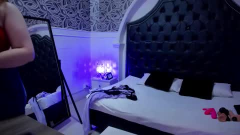 Snapshot of megan_jall chatting on November 21, 2025, 7:45 pm megan_jall online show from November 21, 2025, 7:45 pm