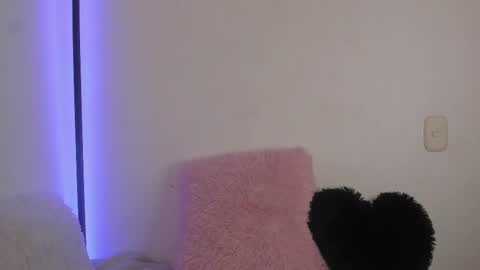 megan_palmer25 online show from February 28, 2025, 3:15 am