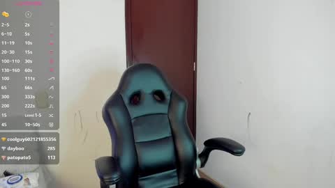 megan_palmer25 online show from March 12, 2025, 7:46 am