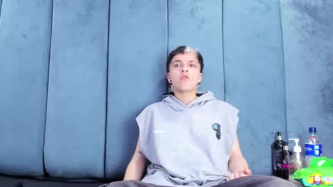 megan_thompsonn_ online show from May 1, 2026, 2:16 am
