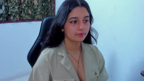 megan white 01  online show from December 5, 2024, 8:00 pm