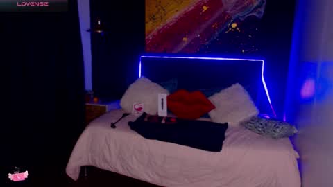 M E G A N   online show from December 21, 2024, 8:43 pm