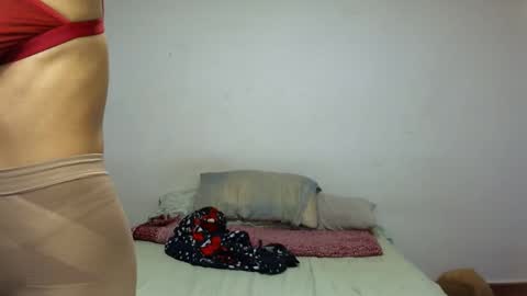 meganandmax1 online show from February 5, 2026, 2:38 am