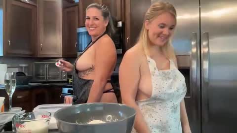 Snapshot of meganashleyy212 chatting on October 24, 2025, 10:28 pm Meganashleyy212 online show from October 24, 2025, 10:28 pm