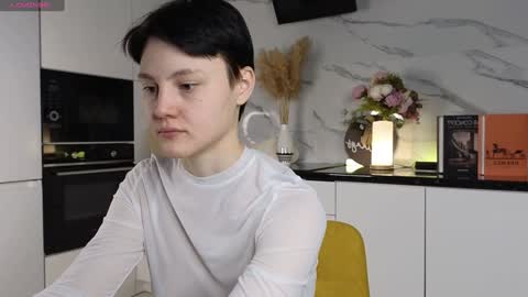 Michelle online show from December 29, 2024, 5:21 am