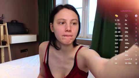 Snapshot of megancooks chatting on November 17, 2025, 5:13 am Michelle online show from November 17, 2025, 5:13 am