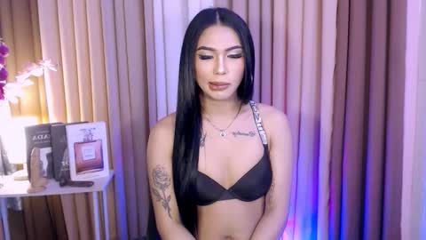 Megan online show from October 17, 2025, 6:05 am