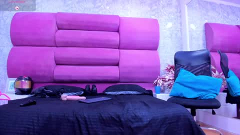 MeganFOXXI  online show from January 19, 2025, 11:32 pm
