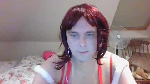 megankallan online show from December 16, 2025, 6:57 pm