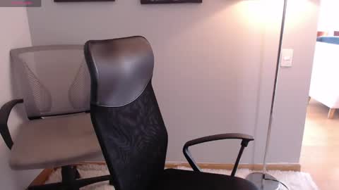 MEGAN online show from June 3, 2026, 5:29 pm