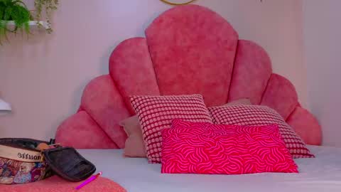 MEGAN online show from April 27, 2026, 1:25 am
