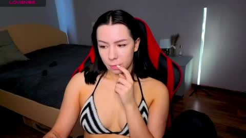 meganluss online show from May 12, 2026, 3:25 am