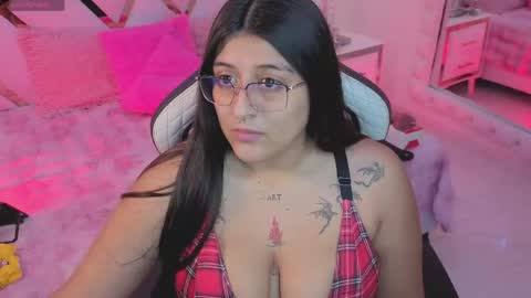 Megan  online show from April 26, 2026, 3:04 am
