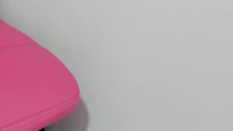 Megann Noa  online show from November 3, 2025, 7:26 pm