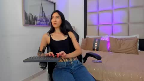 Megan Presley online show from May 13, 2026, 9:00 pm