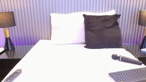 Megan  online show from May 7, 2026, 10:37 pm