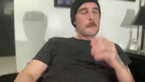 meganriverxxx online show from December 15, 2025, 5:34 am