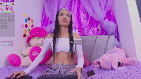 Snapshot of meganrouss7 chatting on December 3, 2025, 11:52 am Megan online show from December 3, 2025, 11:52 am