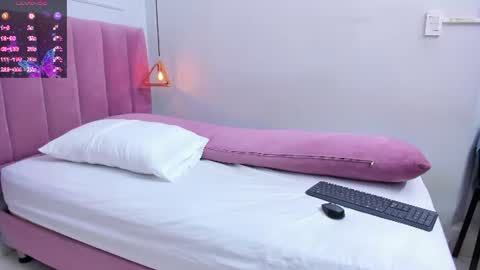 Megan  online show from June 10, 2026, 7:57 pm