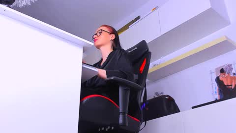 Megan online show from September 24, 2025, 7:50 pm