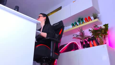 Megan online show from February 19, 2026, 6:37 pm