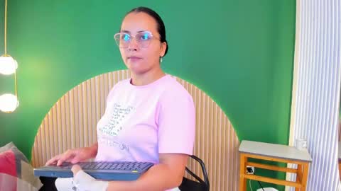 Megan online show from May 27, 2026, 12:13 pm