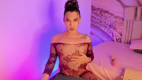 Meghan the doll online show from October 16, 2025, 8:21 pm