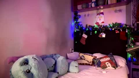 Megan online show from December 24, 2024, 2:33 pm