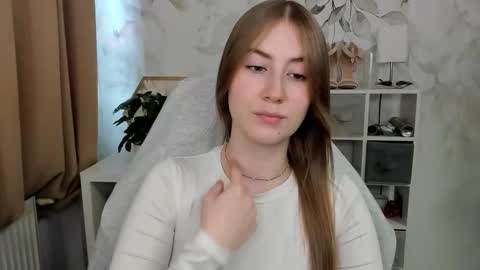 Megan online show from December 17, 2025, 12:44 pm