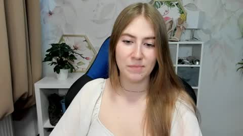 Megan online show from July 27, 2026, 5:25 am