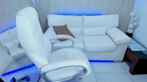 meggan online show from December 21, 2024, 4:41 am