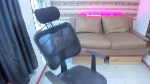 meggan online show from December 21, 2024, 2:47 pm