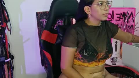 Your best slave  online show from January 5, 2026, 10:24 pm