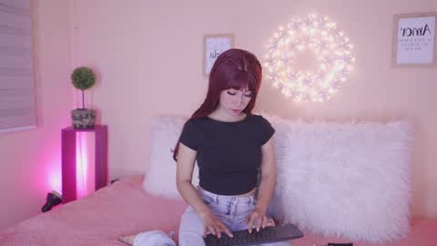 Meggie 1J online show from January 7, 2026, 12:13 am