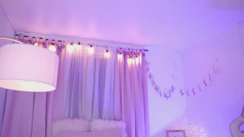 Meggie 1J online show from February 3, 2026, 9:42 pm