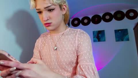 Snapshot of meghan_devil_ chatting on February 15, 2026, 7:51 am meghan_devil_ online show from February 15, 2026, 7:51 am