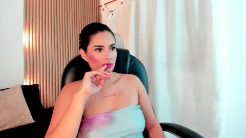 Snapshot of meghan_harper chatting on October 20, 2025, 1:11 pm Meghan online show from October 20, 2025, 1:11 pm