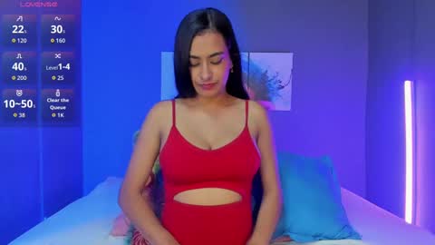 Snapshot of meghanmaslow chatting on October 20, 2025, 10:10 pm Julieta online show from October 20, 2025, 10:10 pm